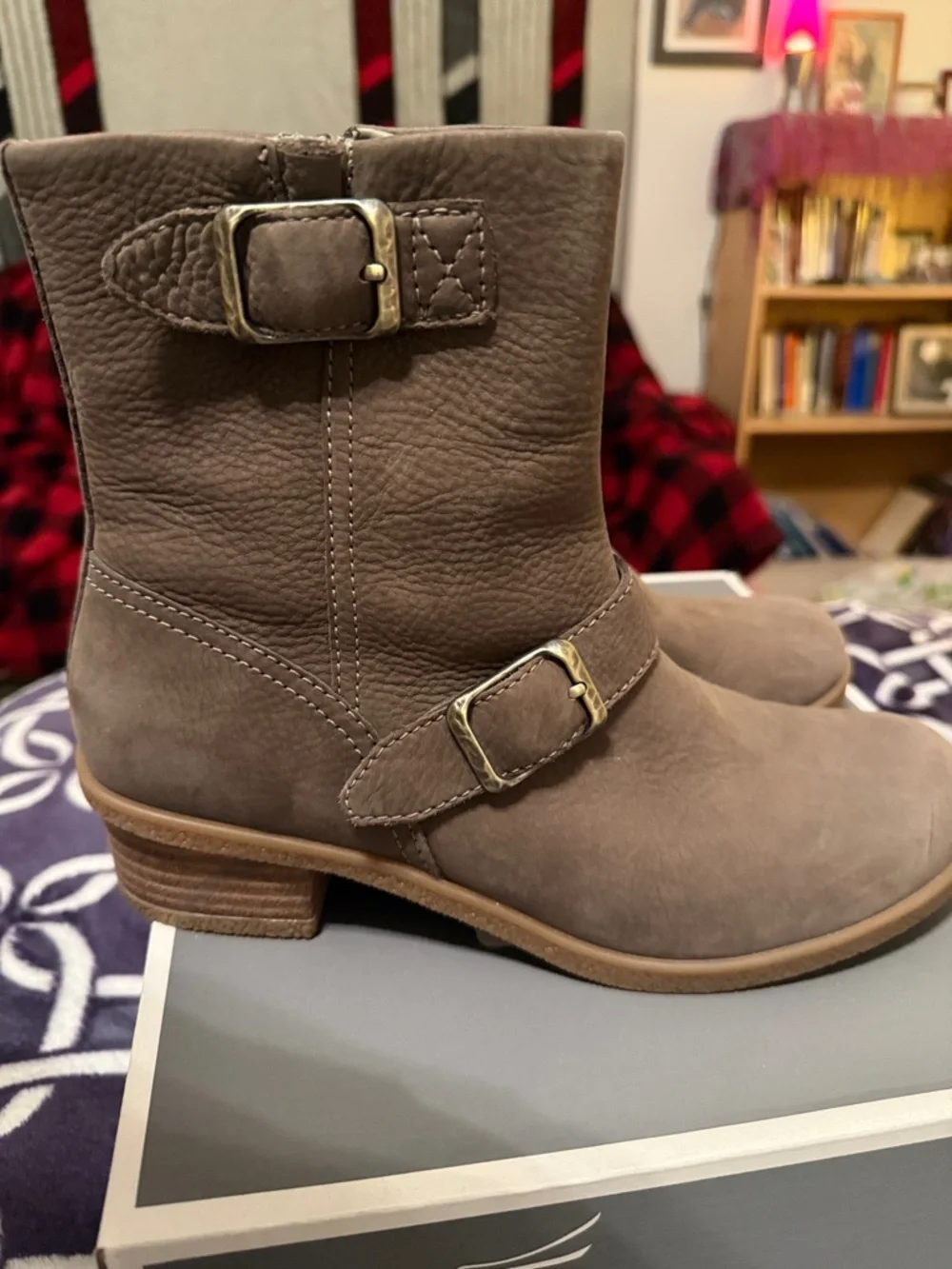 Dansko Delphine Nubuck Suede Boots Women’s - Picture 3 of 13